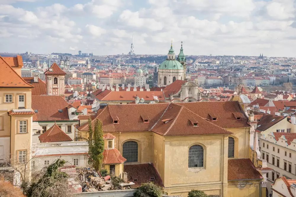 Median Plat Praha